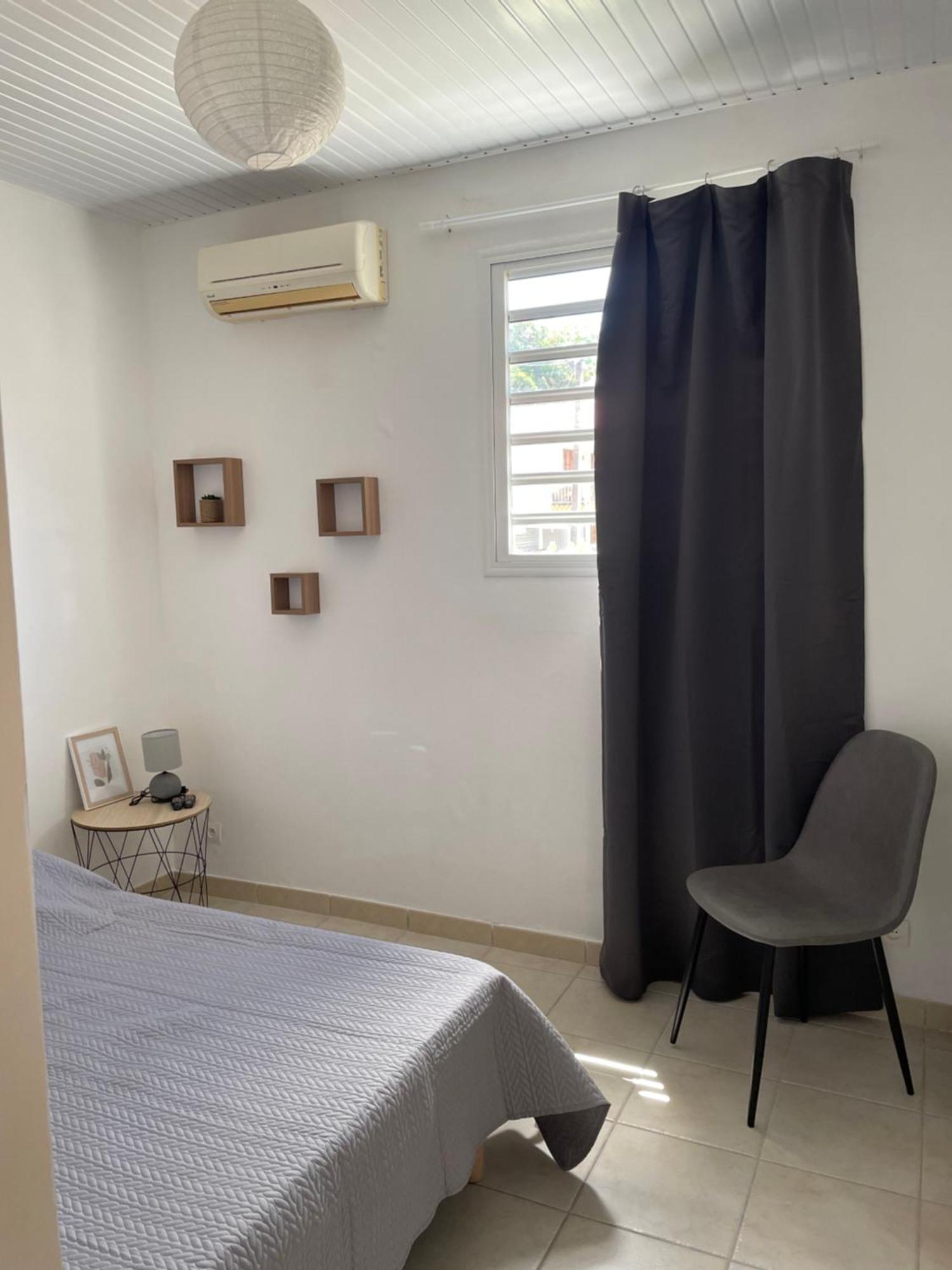 Appartamento Cosy T3 Au Coeur De Sainte Anne Esterno foto